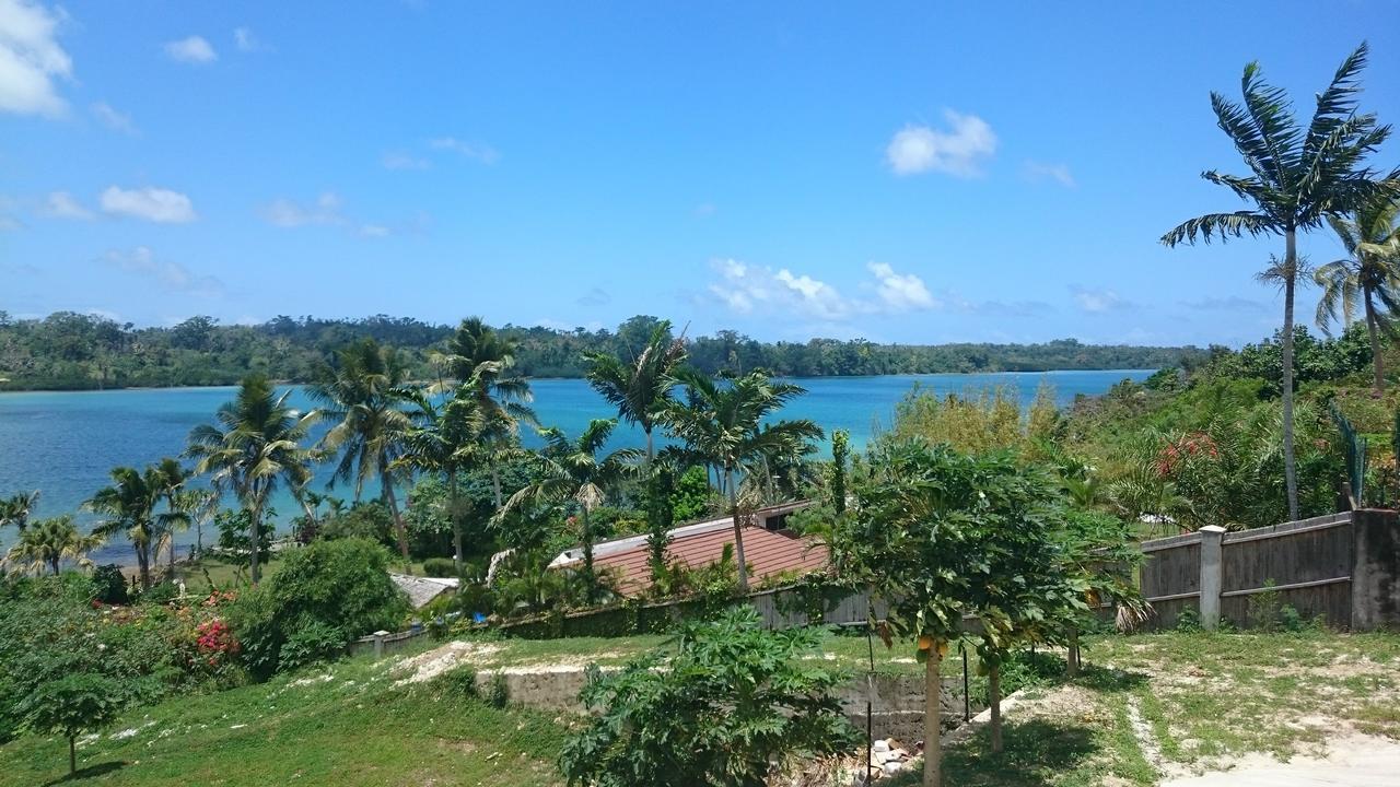 Retreat Seaside Hostel Port Vila Exterior photo